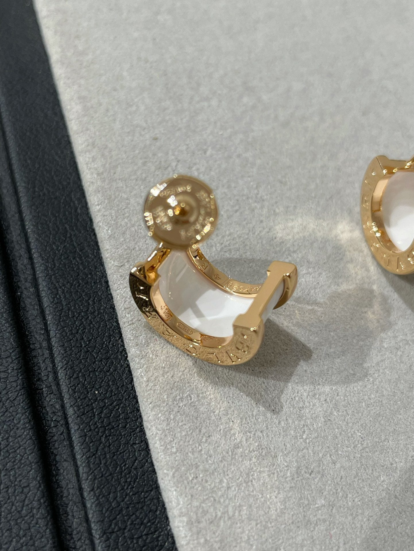 [：Polaidi]ZERO 1 PINK GOLD CERAMIC EARRINGS