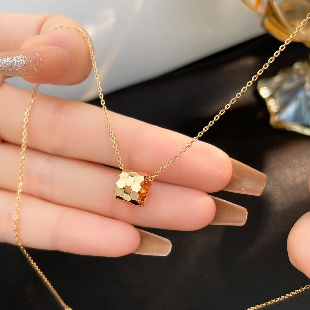 [：Polaidi Jewelry]BEE ミニ ネックレス