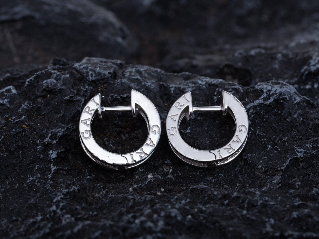 [：Polaidi]ZERO 1 MINI SILVER DIAMOND EARRINGS
