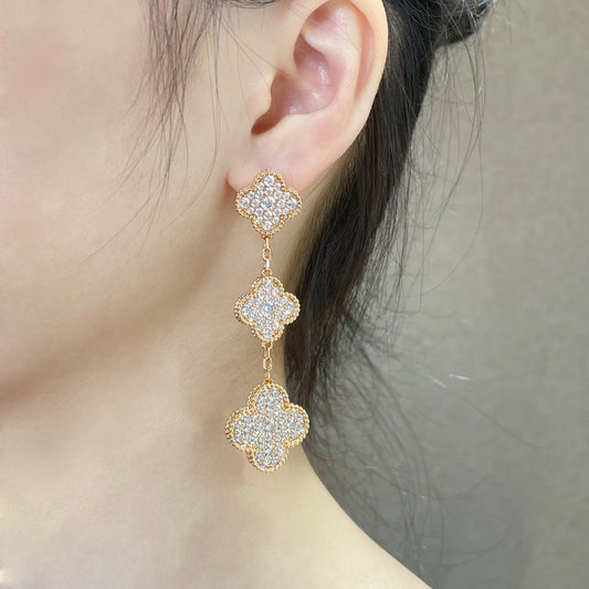 [：Polaidi Jewelry]CLOVER 3 MOTIFS DIAMOND PAVED ROSE GOLD EARRINGS