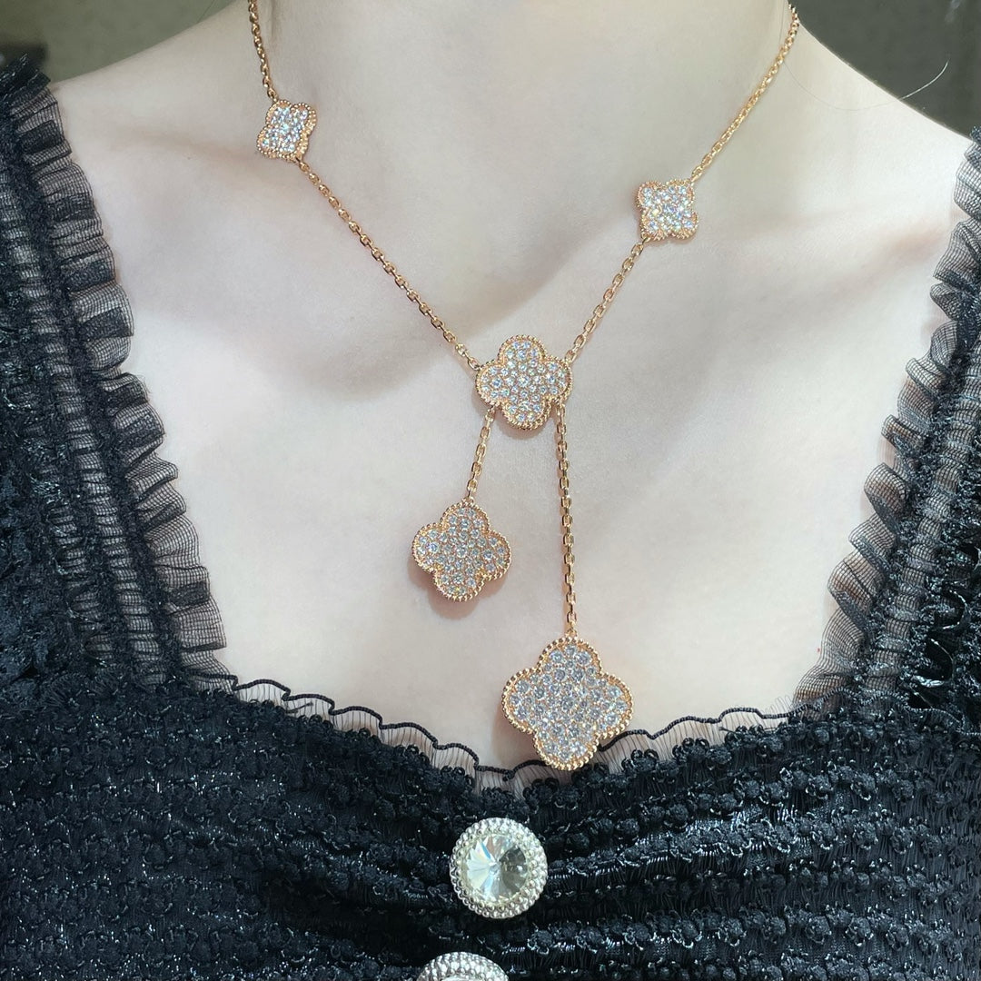 [Polaidi Jewelry]CLOVER 6 MOTIF DIAMOND PAVED NECKLACE