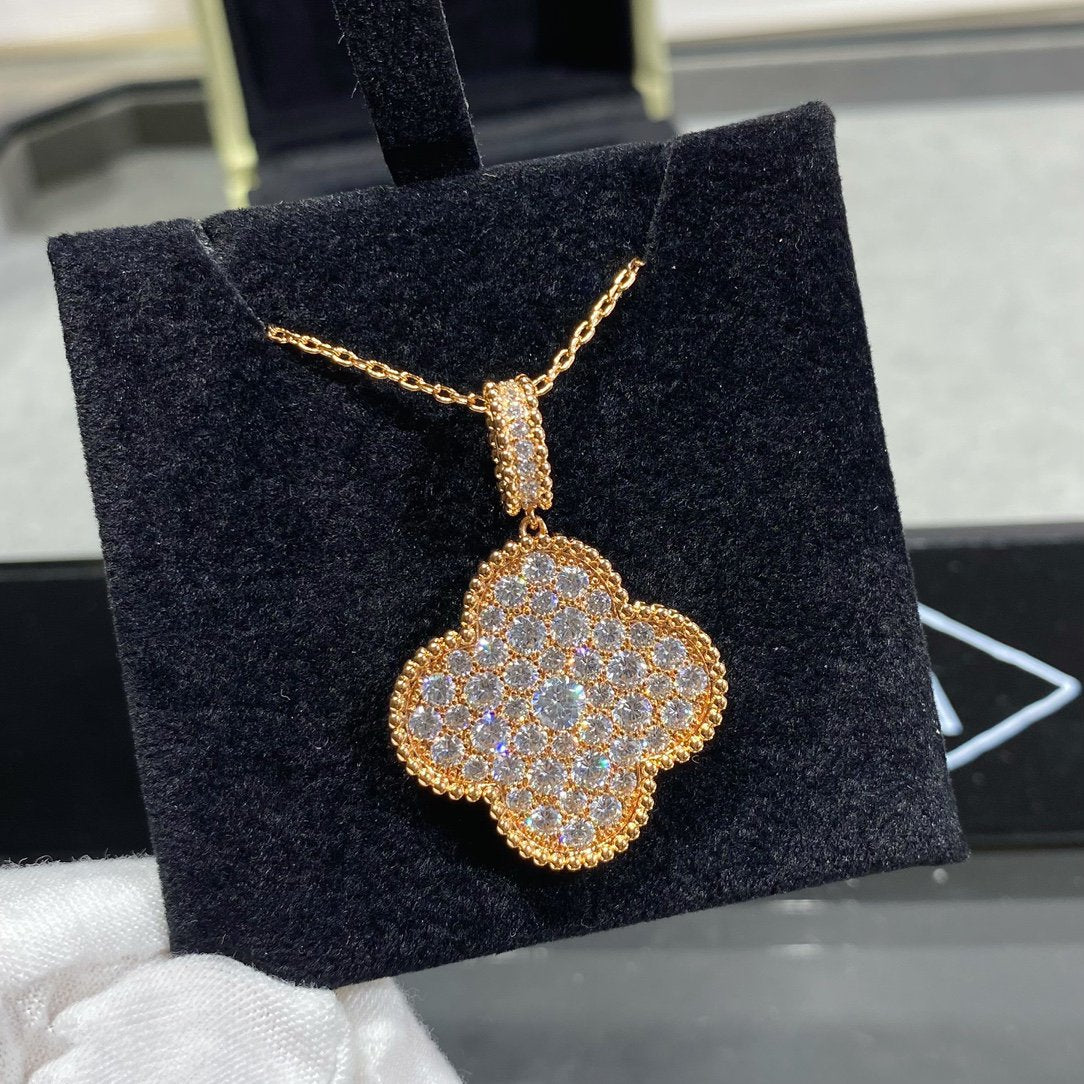 [：Polaidi Jewelry]クローバー 25MM ラージペンダント ダイヤモンドパヴェ ロングネックレス