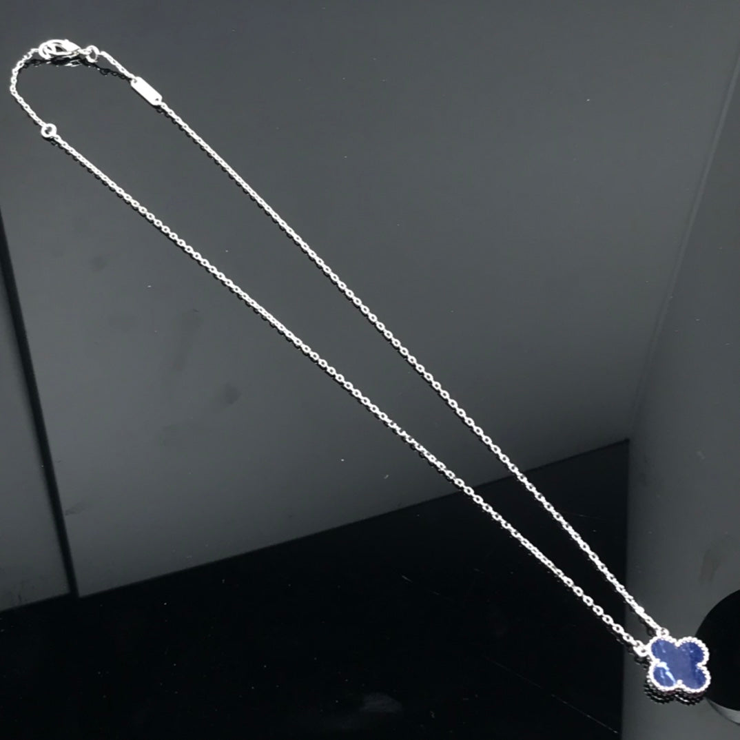 [：Polaidi Jewelry]クローバー ピーターサイト シルバーロングネックレス