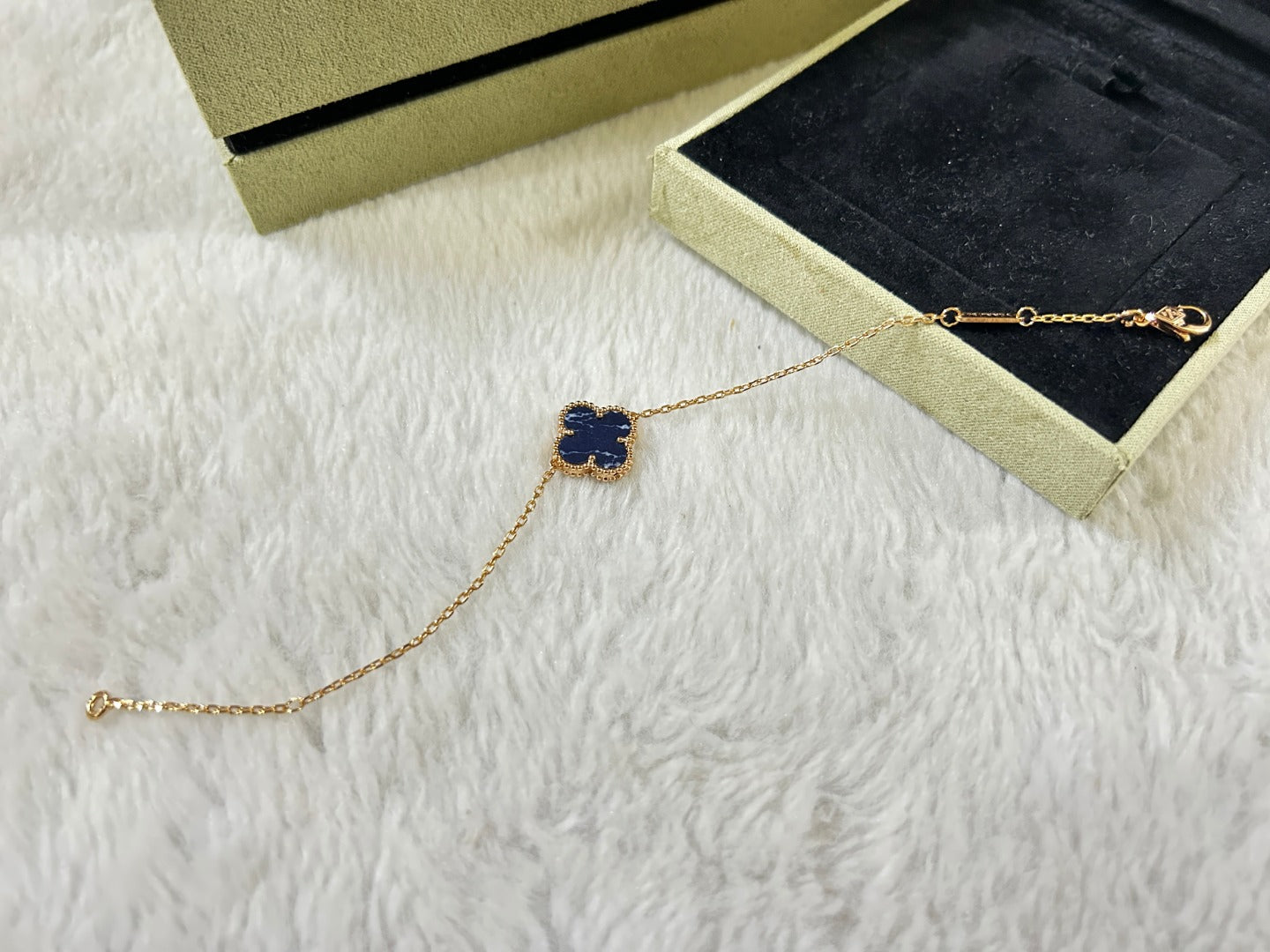 [：Polaidi Jewelry]CLOVER 1 MOTIF PIETERSITE BRACELET