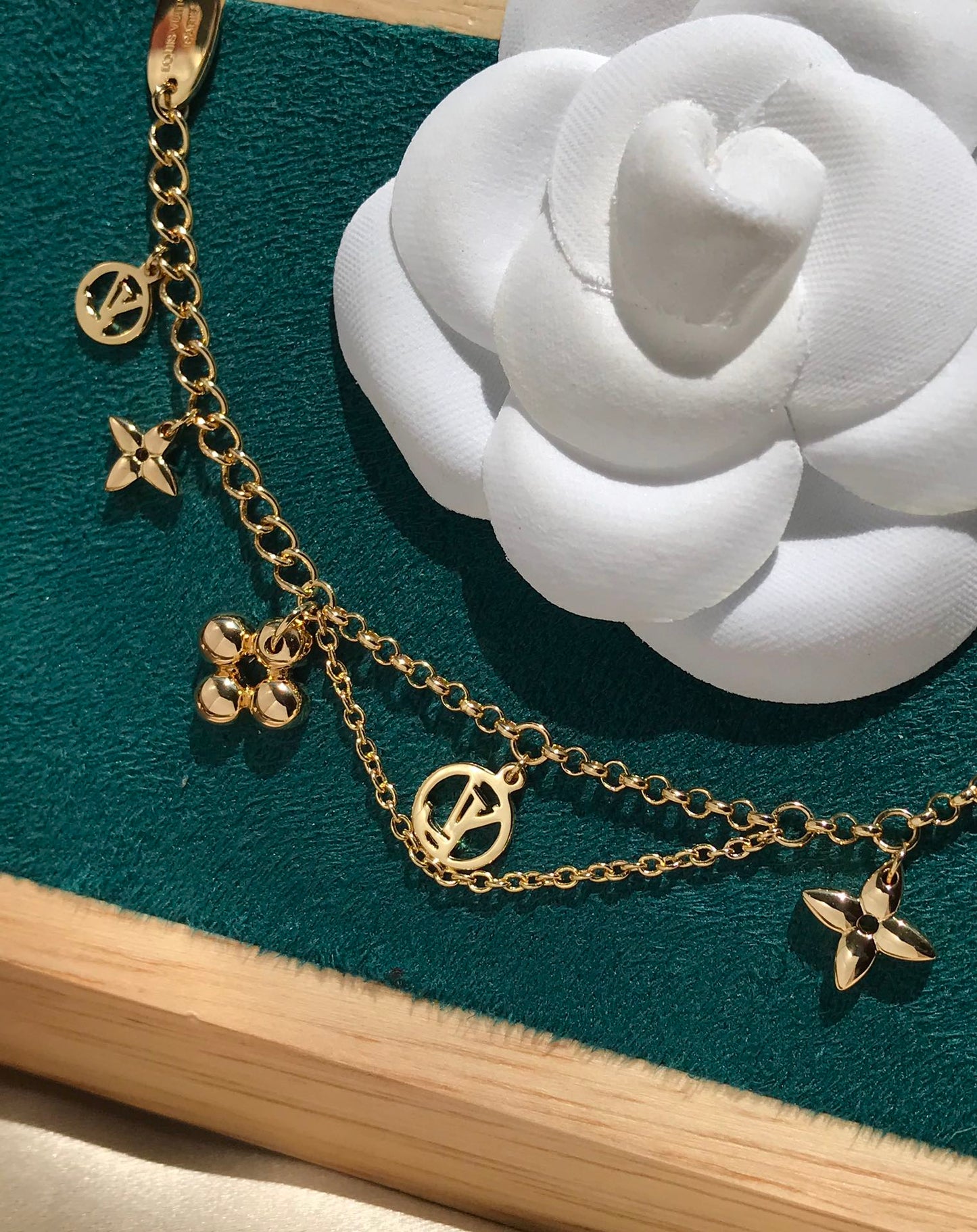 [Polaidi Jewelry]BLOOMING PINK GOLD MOP BRACELET
