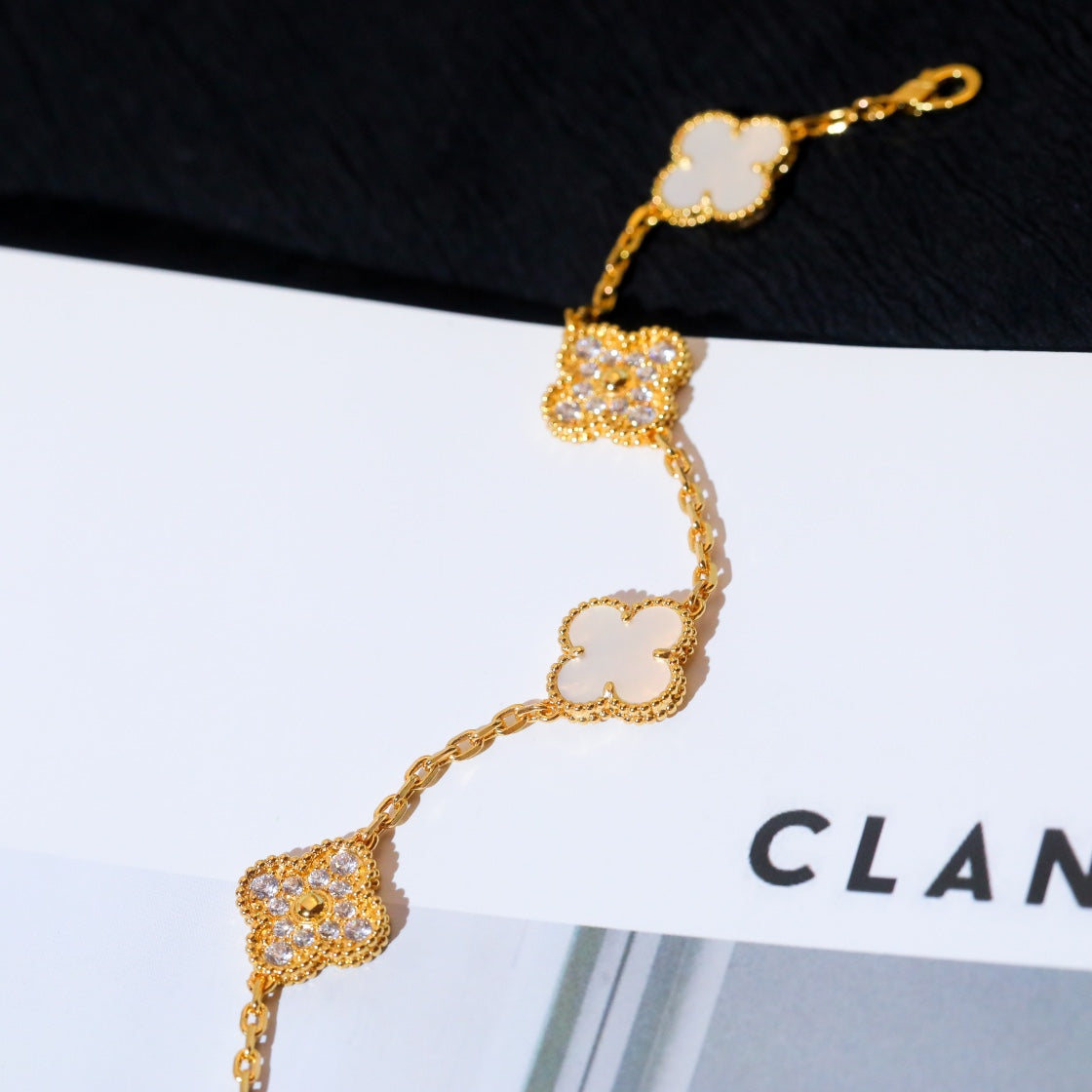[：Polaidi Jewelry]クローバー ブレスレット 5モチーフ ホワイトマザーオブパール ダイヤモンド