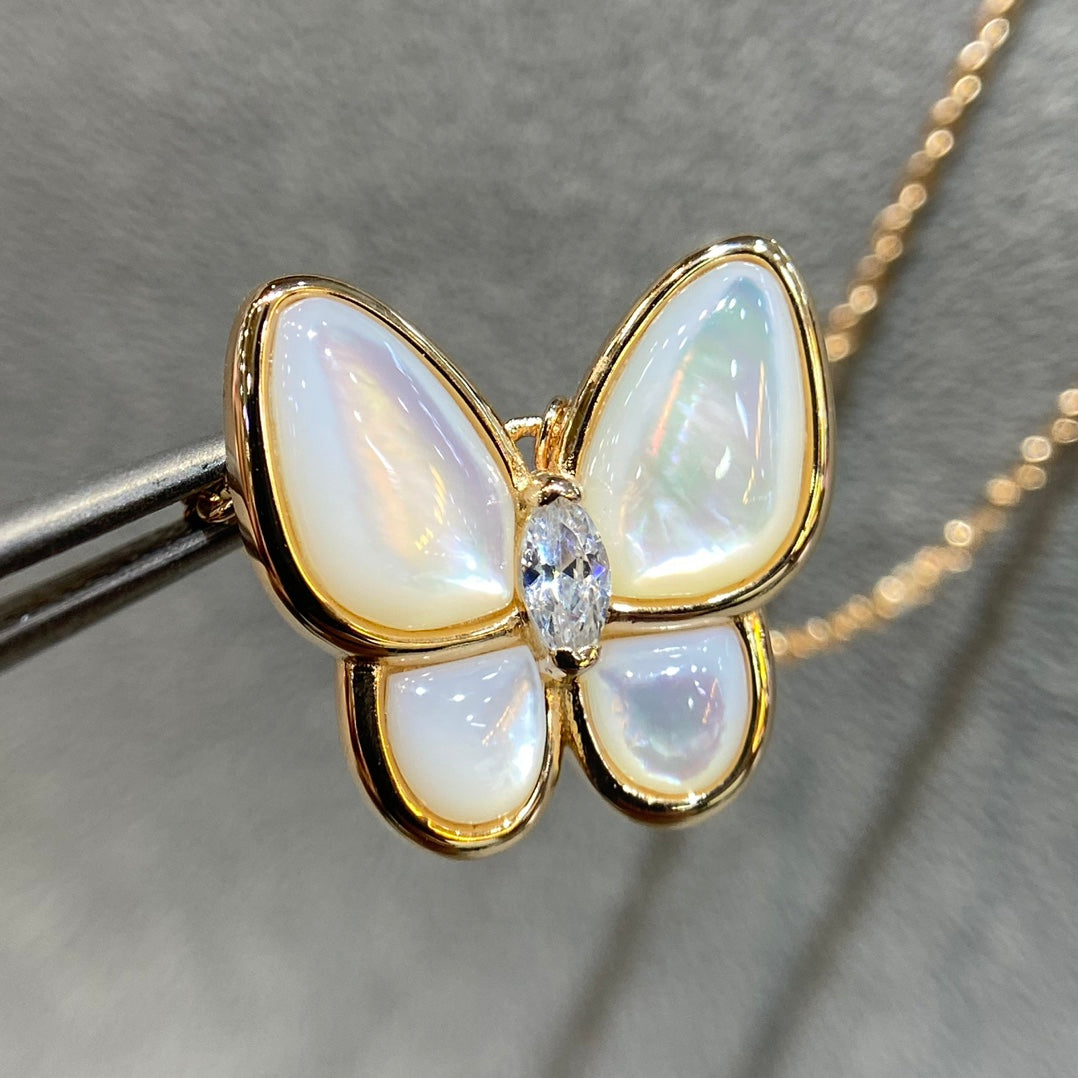 [Polaidi Jewelry]BUTTERFLY MOP DIAMOND NECKLACE