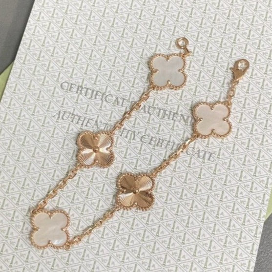 [：Polaidi Jewelry]クローバーブレスレット 5モチーフ ホワイトマザーオブパール ピンクゴールド