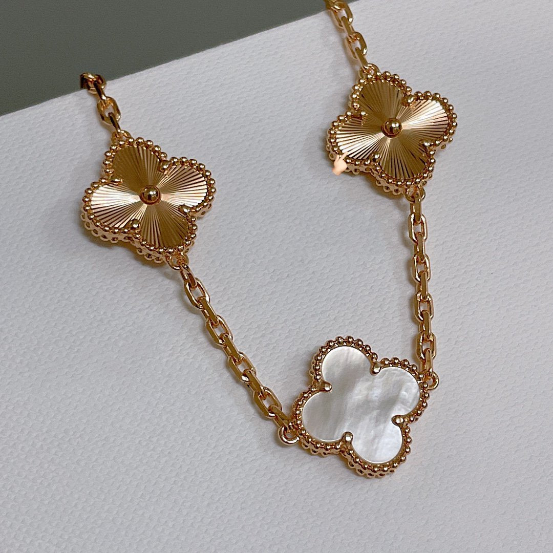 [：Polaidi Jewelry]クローバーブレスレット 5モチーフ ホワイトマザーオブパール ピンクゴールド