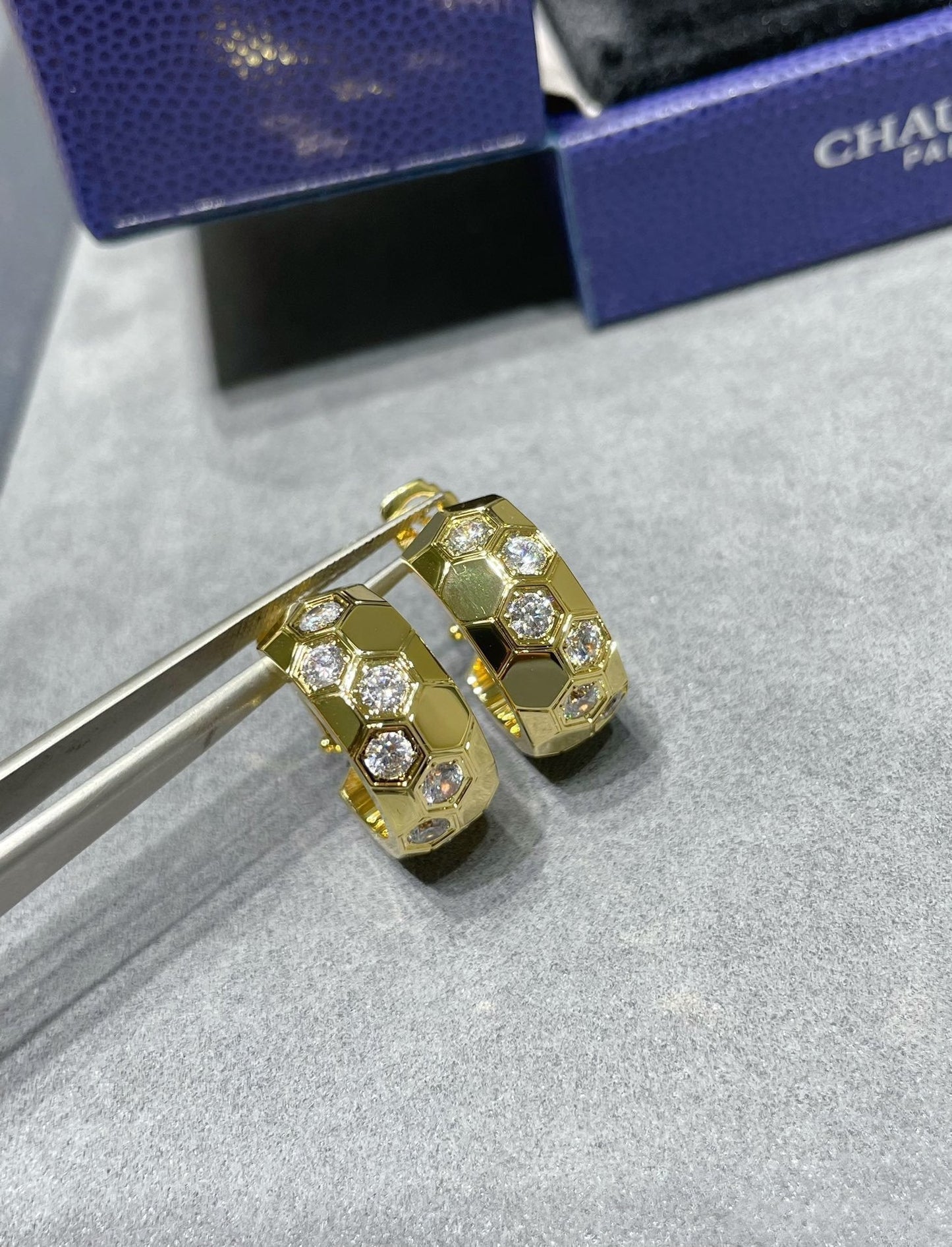 [Polaidi Jewelry]BEE LOVE DIAMOND HOOP EARRINGS