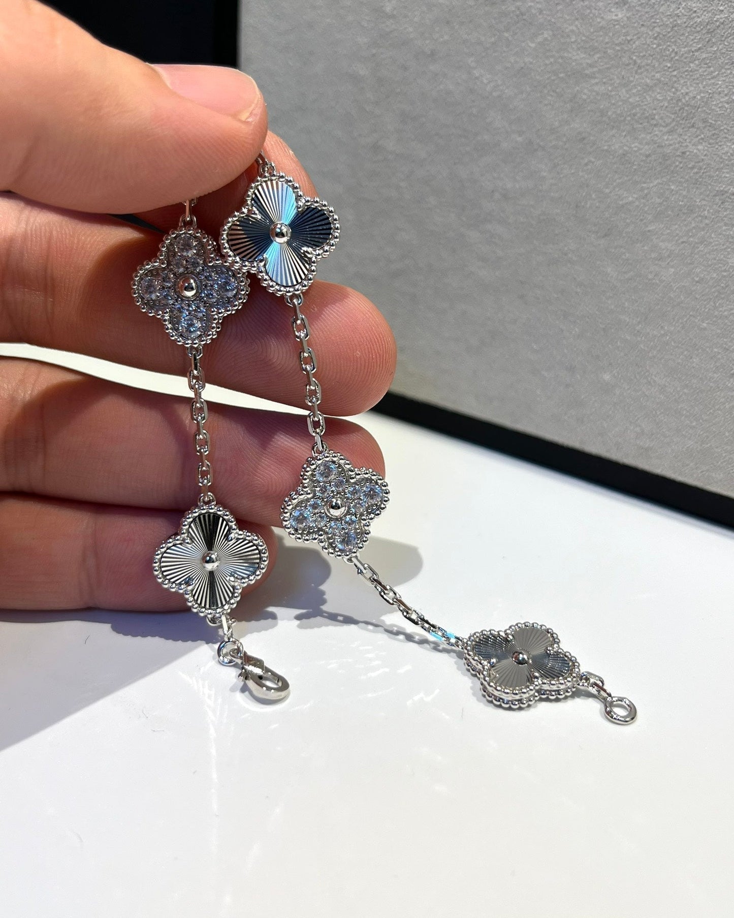 [：Polaidi Jewelry]クローバー5モチーフ シルバーダイヤモンドブレスレット