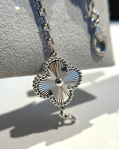 [：Polaidi Jewelry]クローバー5モチーフ シルバーダイヤモンドブレスレット