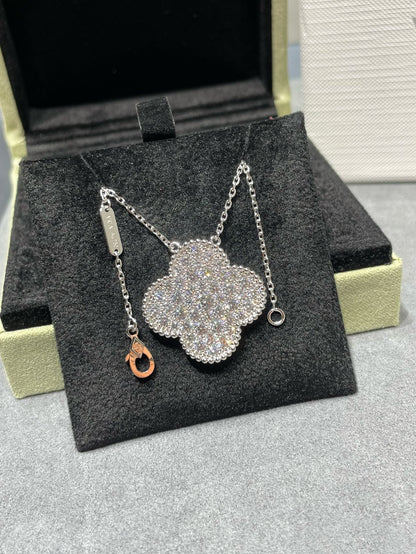 [：Polaidi Jewelry]クローバー 25mm ラージペンダント ダイヤモンドパヴェ シルバーネックレス