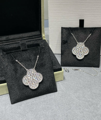 [：Polaidi Jewelry]クローバー 25mm ラージペンダント ダイヤモンドパヴェ シルバーネックレス