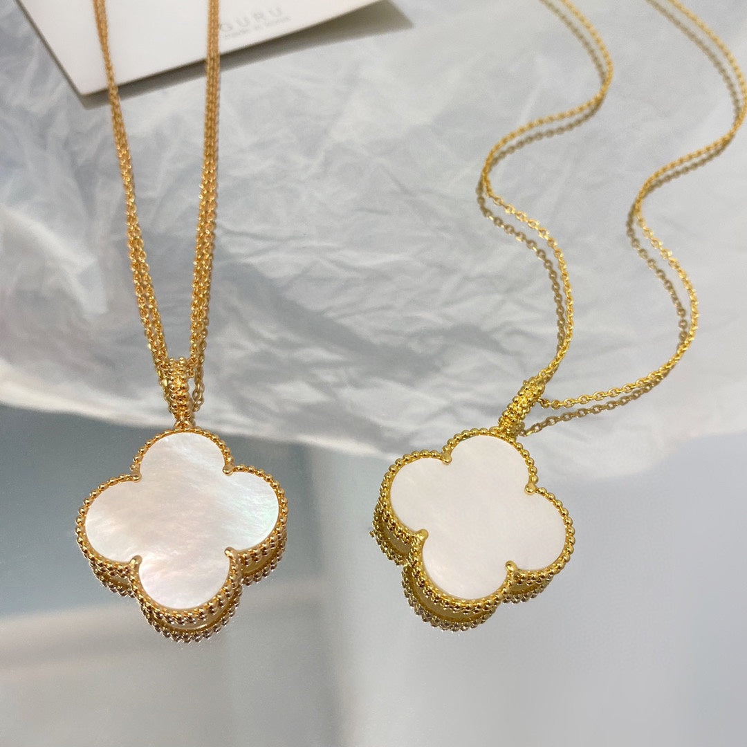[Polaidi Jewelry]CLOVER 25MM MOP LARGE PENDANT NECKLACE