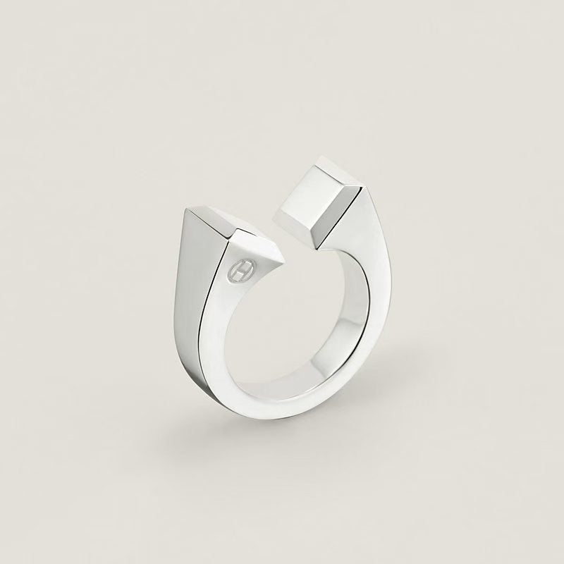 [Polaidi Jewelry]THE CONE RIVET RING IS OPEN AND ONE SIZE FITS ALL
