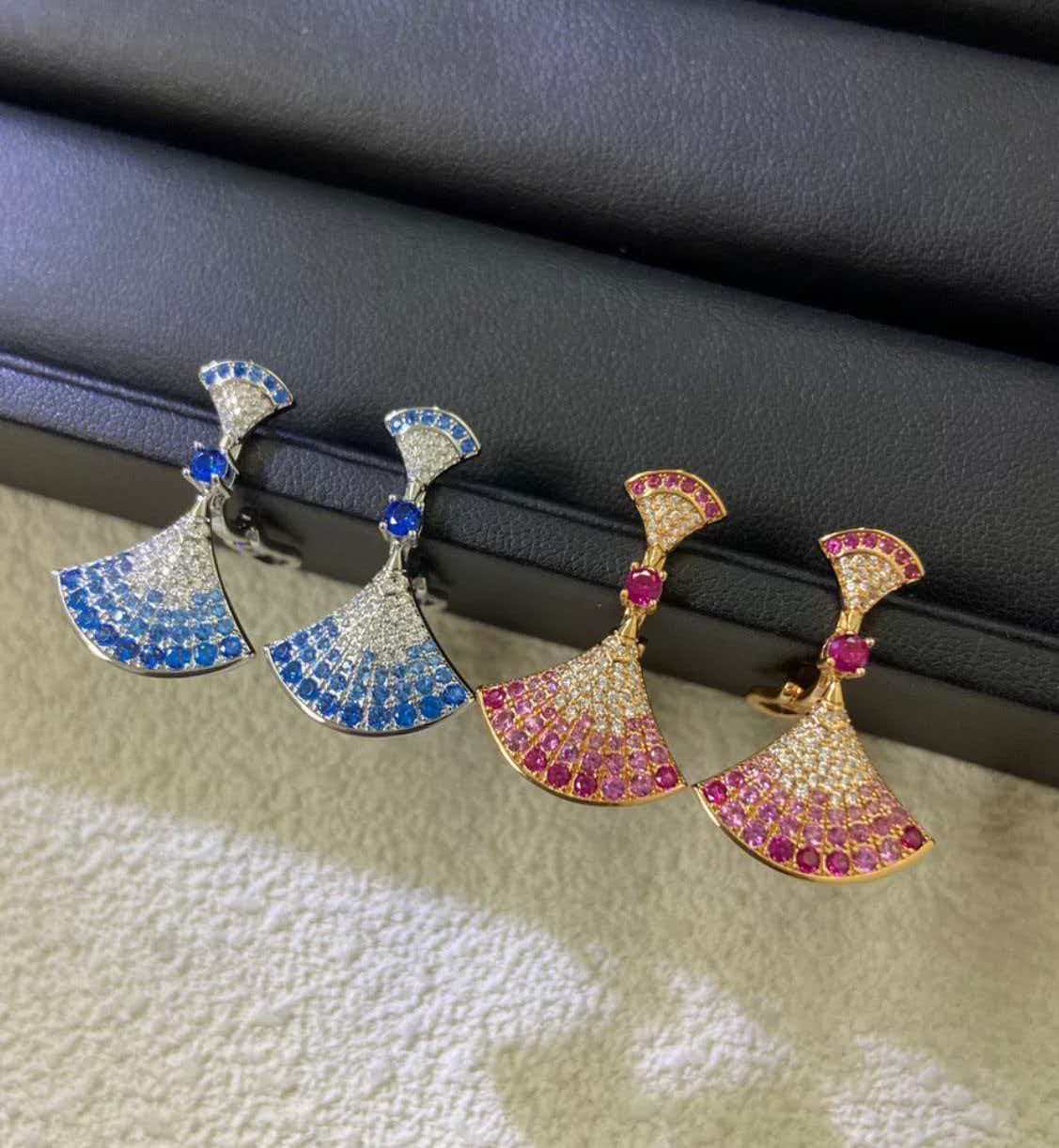 [Polaidi Jewelry]DREAM MOP 1 DIAMOND EARRINGS-Red and blue