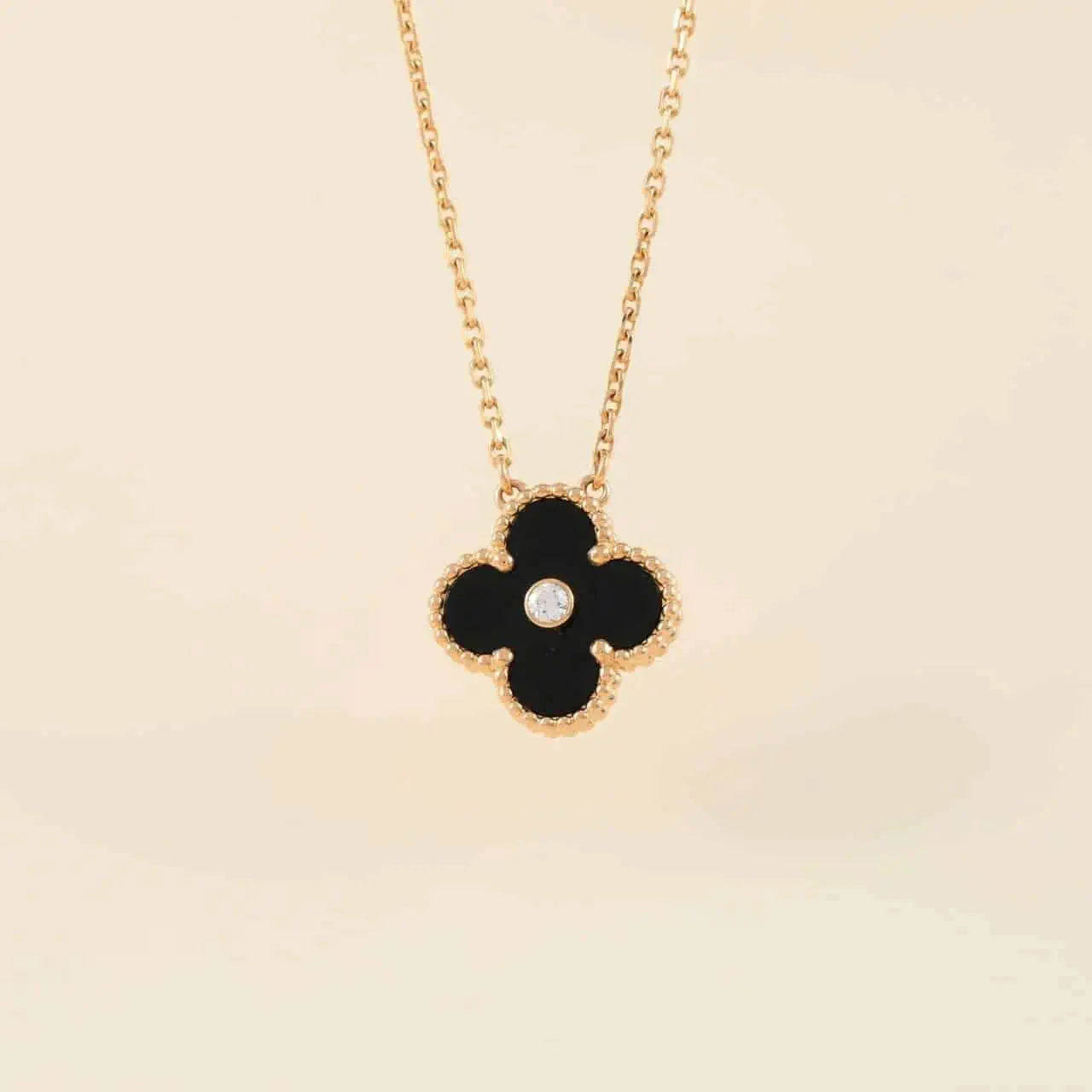 [：Polaidi Jewelry]クローバー 15mm ダイヤモンド オニキス ネックレス