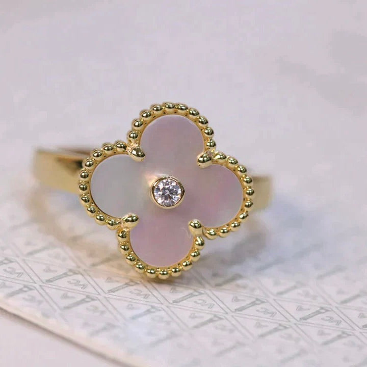 [：Polaidi Jewelry]クローバーピンクMOPリングゴールドダイヤモンド