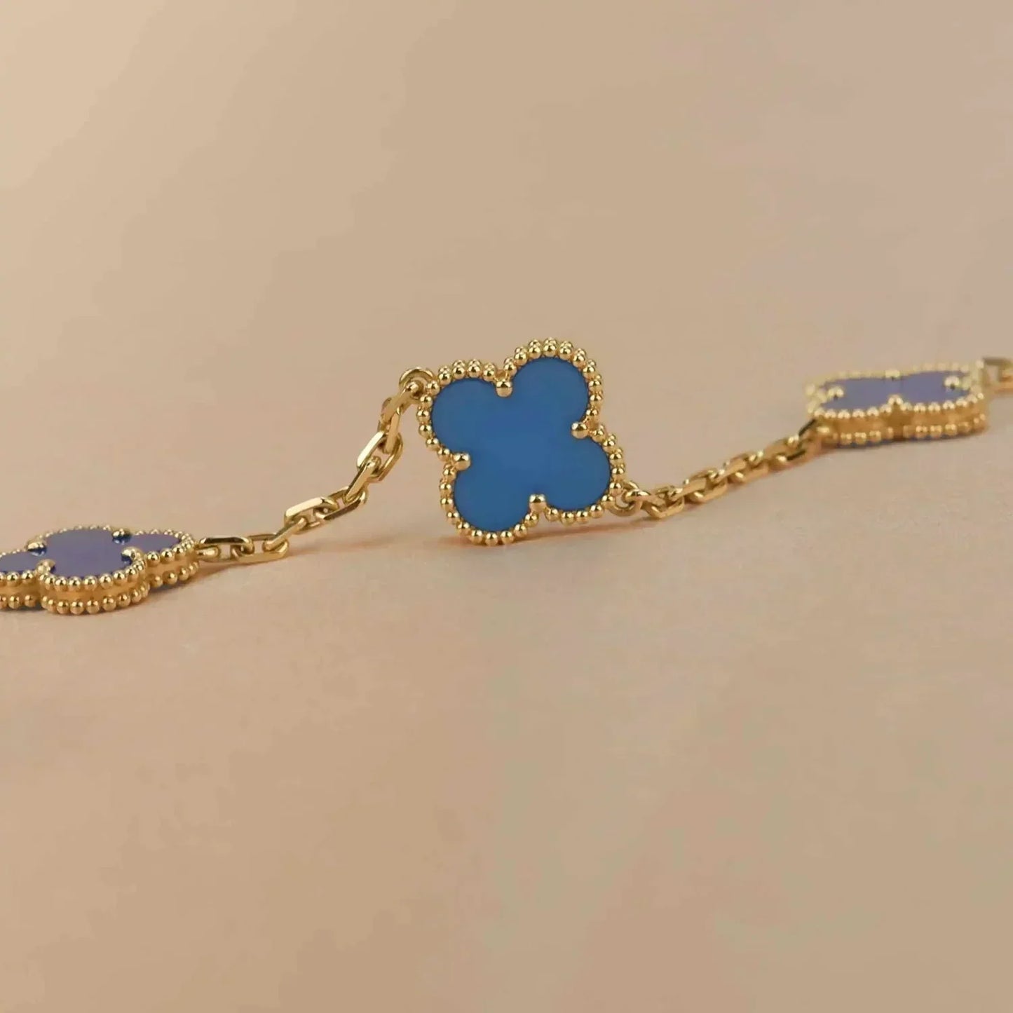 [：Polaidi Jewelry]クローバー 5モチーフ ブルーアゲート ブレスレット
