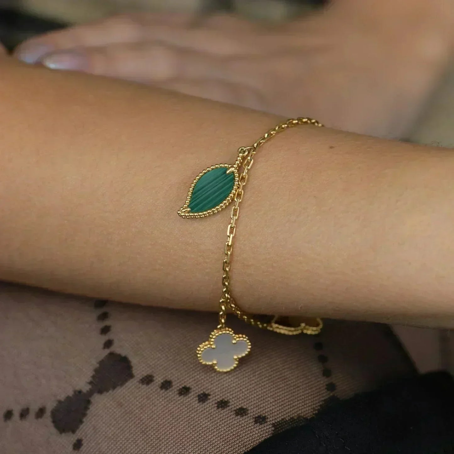 [：Polaidi Jewelry]ラッキー スプリング 5モチーフ ゴールド ブレスレット