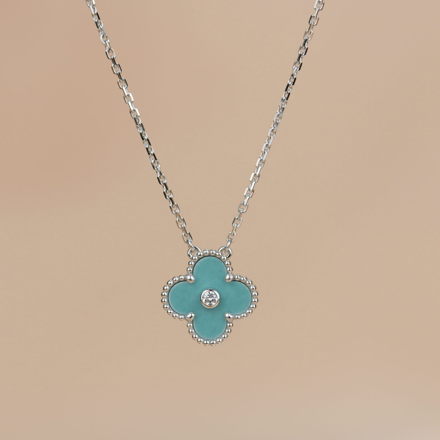 [:Polaidi Jewelry]クローバー 15MM ダイヤモンド SVRES ポーセリン ネックレス シルバー