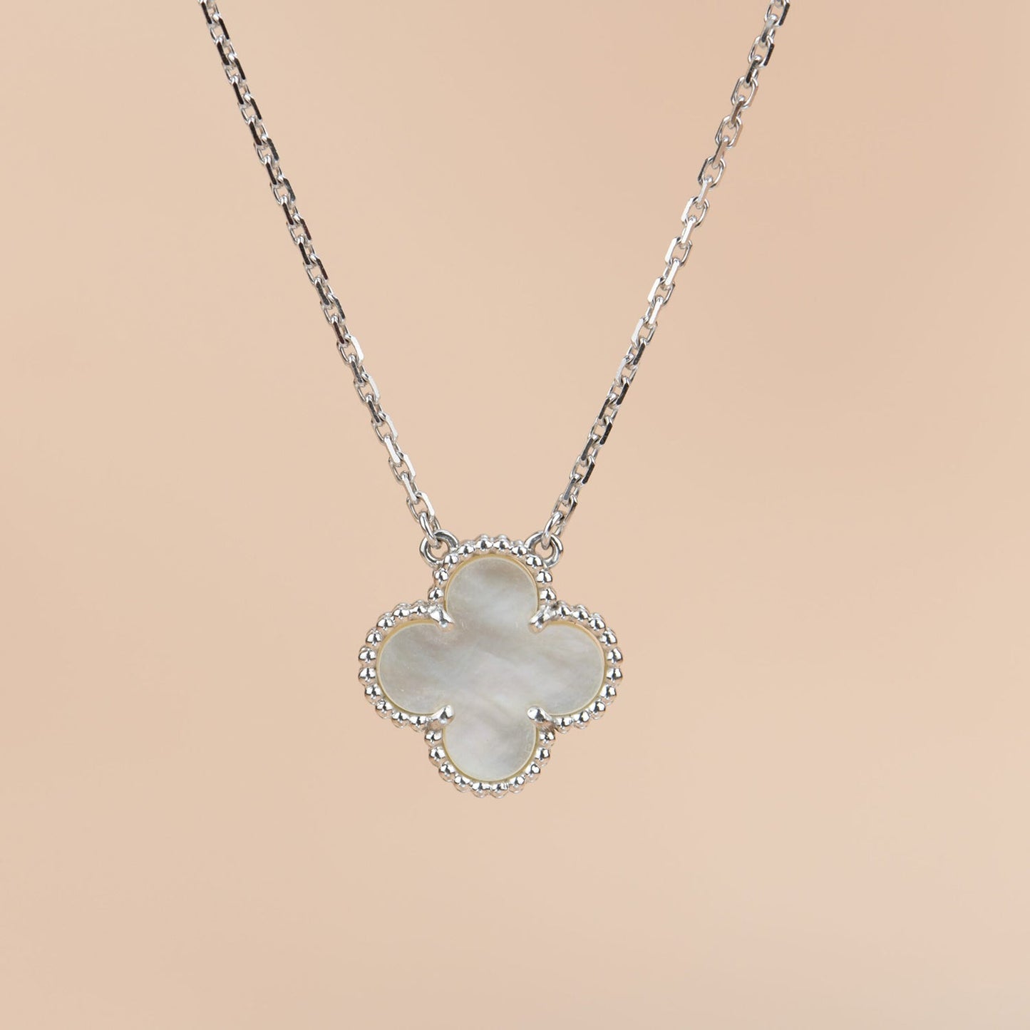 [：Polaidi Jewelry]CLOVER 15MM WHITE MOTHER-OF-PEARL SILVER