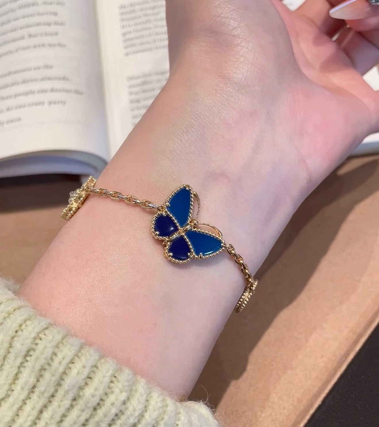 [PolaidiLUCKY SPRING BUTTERFLY 5 モチーフブレスレット