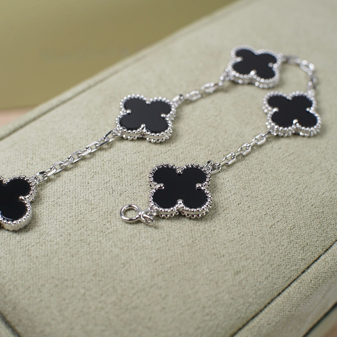 [：Polaidi Jewelry]CLOVER 5 MOTIF ONYXS  BRACELET SILVER