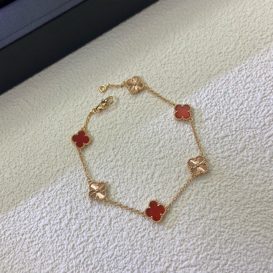 [：Polaidi Jewelry]CLOVER 6 MOTIF RED AGATE LASER BRACELET