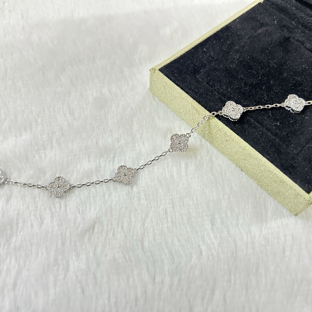 [Polaidi Jewelry]クローバー 6モチーフ ダイヤモンドブレスレット