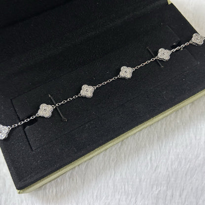 [Polaidi Jewelry]クローバー 6モチーフ ダイヤモンドブレスレット