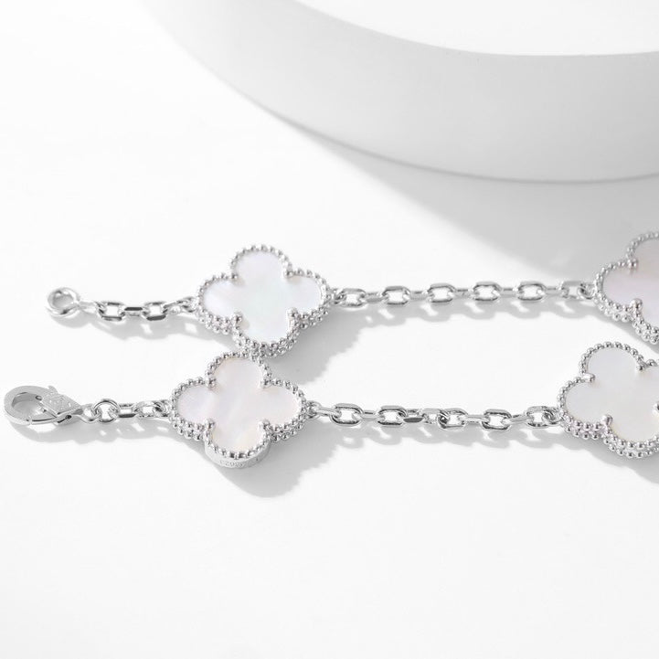 [：Polaidi Jewelry]クローバー 10モチーフ ホワイトマザーオブパール ネックレス