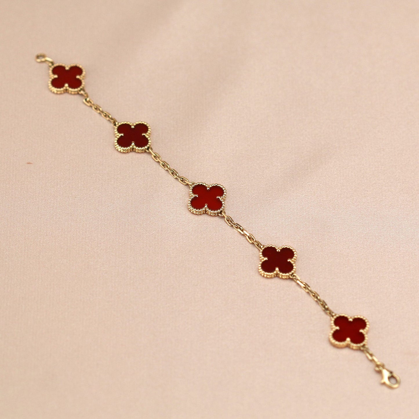 [:Polaidi Jewelry]クローバー 5モチーフ レッドアゲート ブレスレット