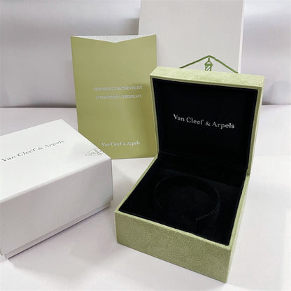 [POLAIDI] VA CLOVER BOX GIFT BAG
