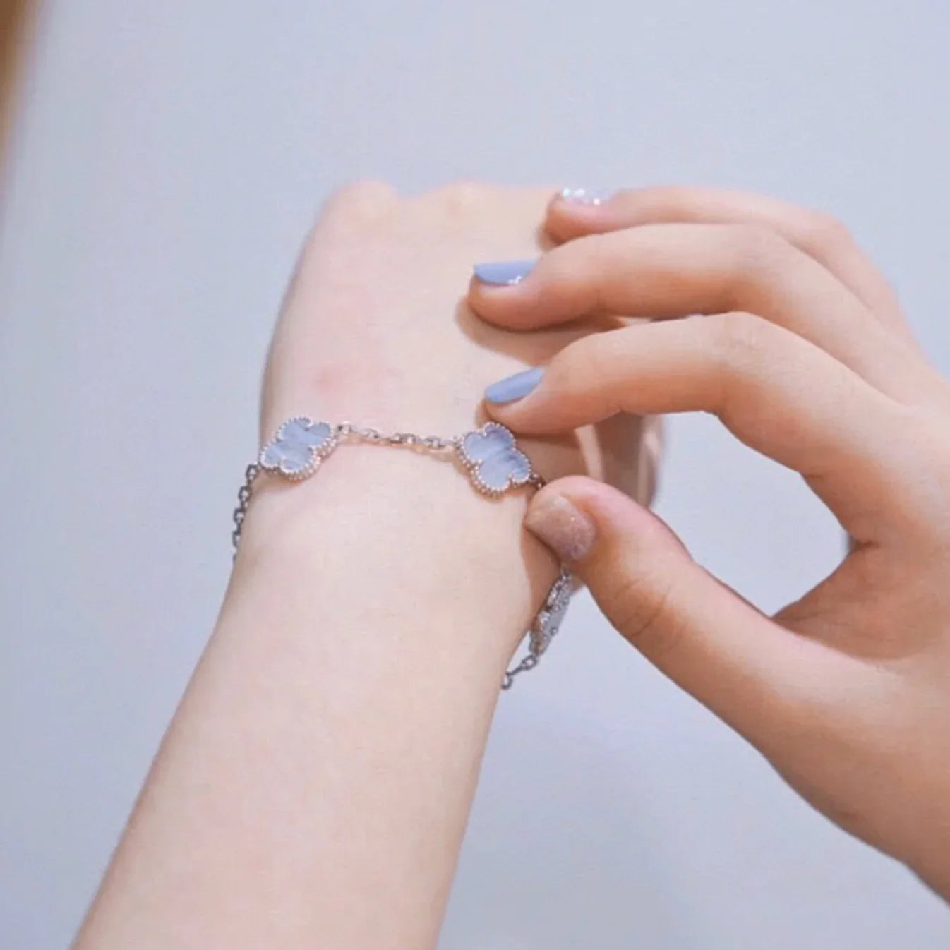 [Polaidi Jewelry] CLOVER 5 MOTIF PURPLE CHALCEDONY BRACELET COLLECTION