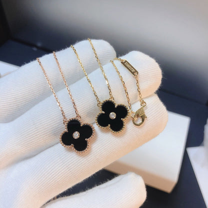 [：Polaidi Jewelry]クローバー 15mm ダイヤモンド オニキス ネックレス
