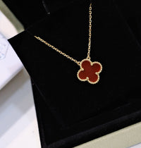 [Perlaura Jewelry ]CLOVER 15MM CARNELIAN SINGLE FLOWER NECKLACE