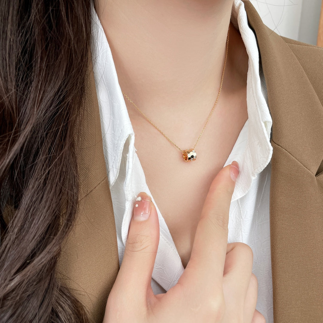 [：Polaidi Jewelry]BEE ミニペンダント ダイヤモンドネックレス