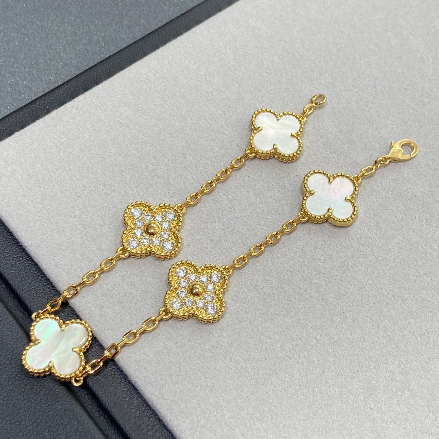 [：Polaidi Jewelry]クローバー ブレスレット 5モチーフ ホワイトマザーオブパール ダイヤモンド