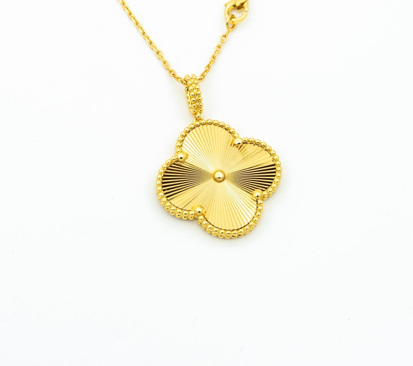 [：Polaidi Jewelry]クローバー 25mm ペンダントネックレス ゴールド