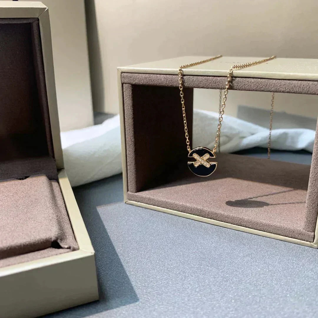 [：Polaidi Jewelry]JEUX DE ROSE GOLD DIAMOND NECKLACE