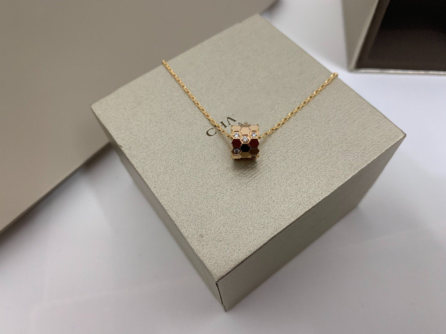 [：Polaidi Jewelry]BEE LOVE DIAMOND NECKLACE