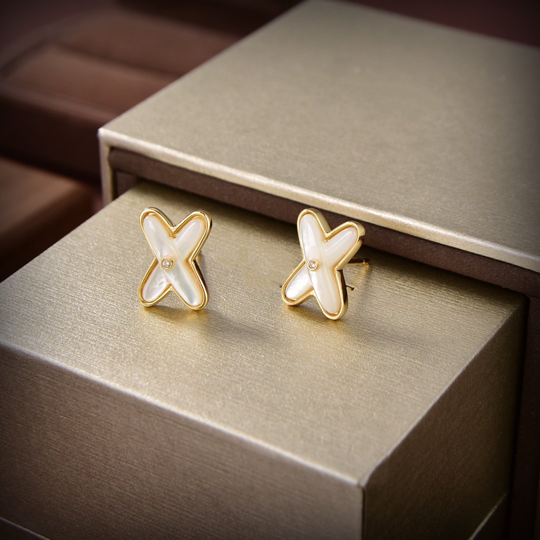[：Polaidi Jewelry]JEUX ドゥ ホワイトマザーオブパール ゴールドダイヤモンド イヤリング
