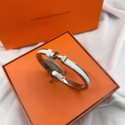 [Polaidi Jewelry]CLASSIC HM CLIC WHITE 8MM ENAMEL BRACELET