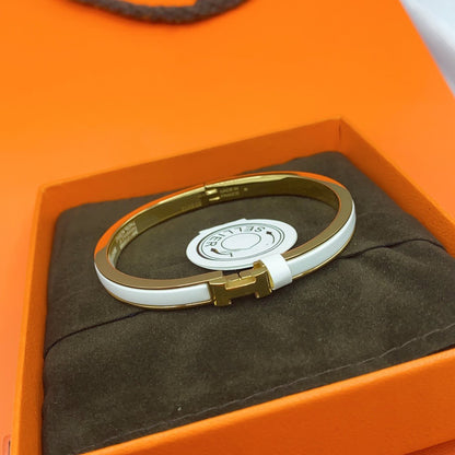 [Polaidi Jewelry]CLASSIC HM CLIC WHITE 8MM ENAMEL BRACELET