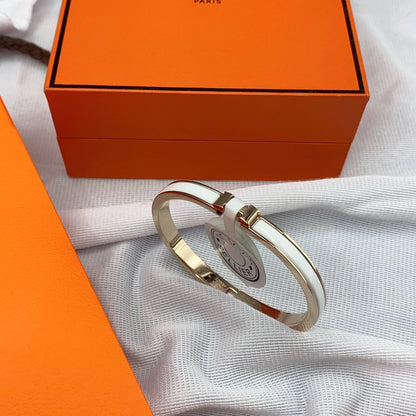 [Polaidi Jewelry]CLASSIC HM CLIC WHITE 8MM ENAMEL BRACELET