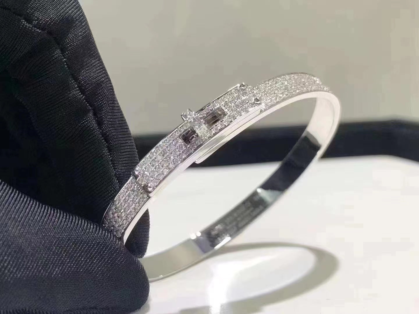 [：Polaidi Jewelry]HM KELLY BRACELET IN SILVER AND FULL PAVE DIAMOND