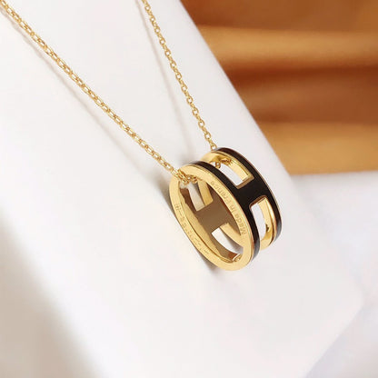 [：Polaidi Jewelry]HM CLIC ブラックエナメル ゴールドネックレス