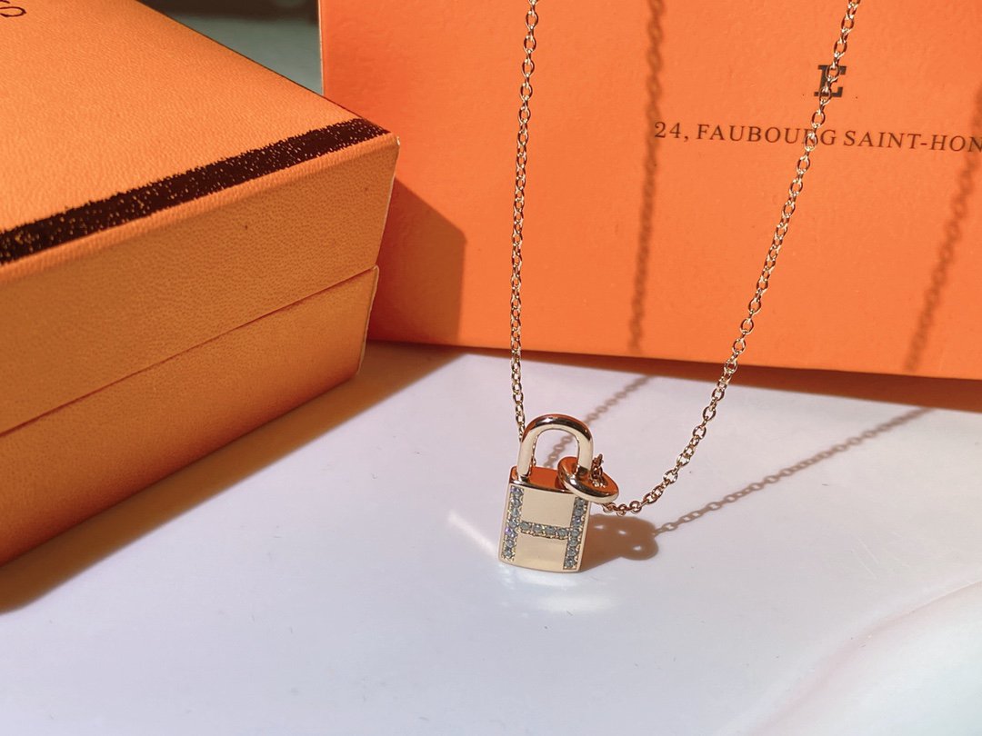 [：Polaidi Jewelry]HM ADVANCED NICHE LOCK HEAD NECKLACE DIAMONDS